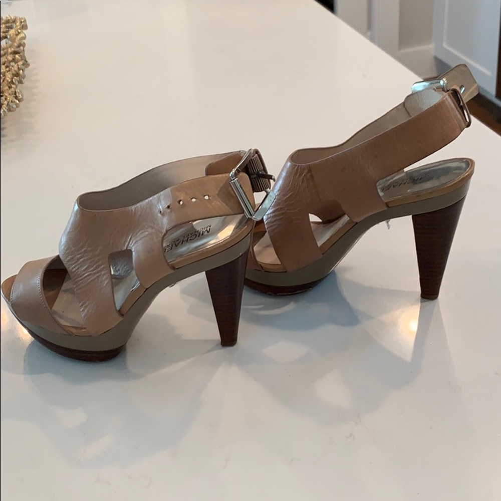 Michael Kors beige high heels
